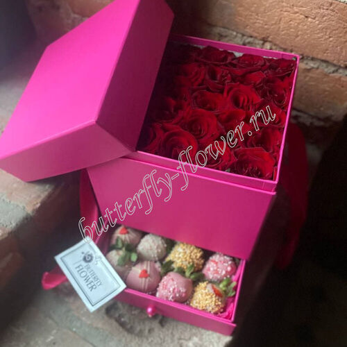 Розы и Клубника (Pink box)